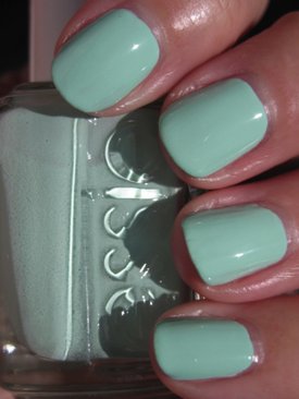 Essie-Mint-Candy-Apple